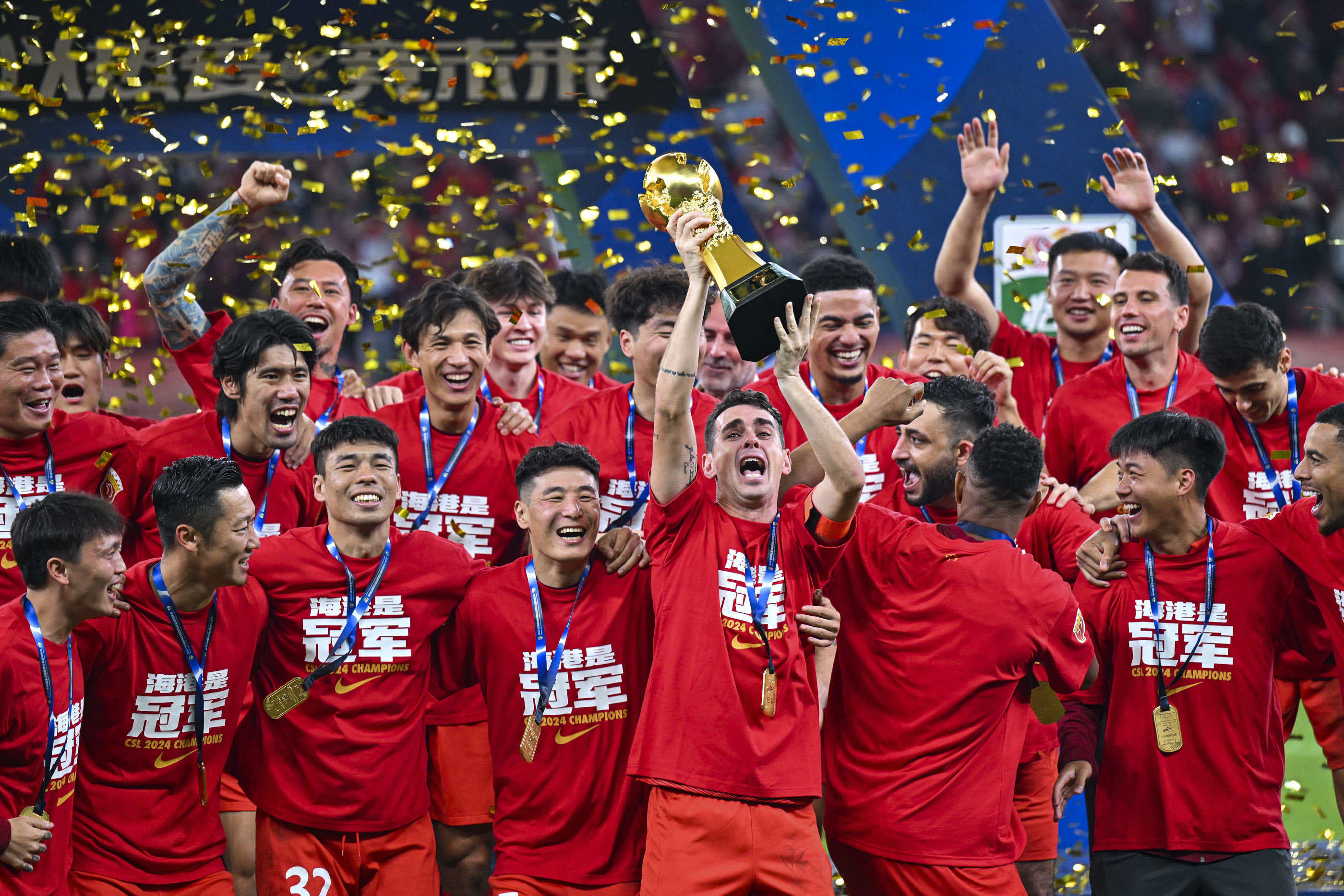 热门球队在比赛中表现出色引发热议 热门球队在比赛中表现出色引发热议