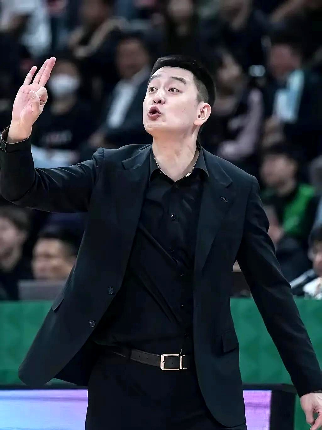 辽宁队主场力挫吉林,继续前进 辽宁队主场力挫吉林,继续前进