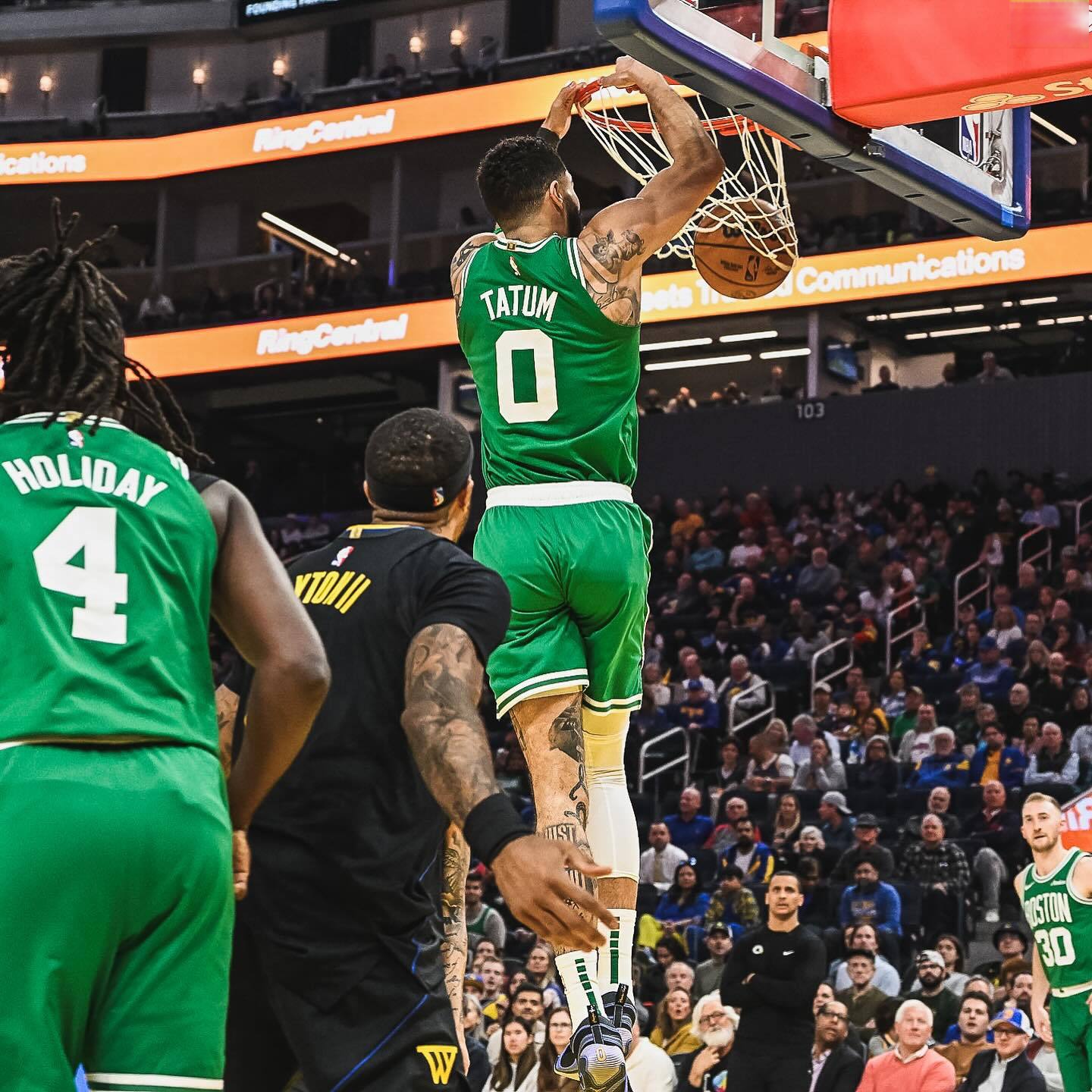 开云sport-凯尔特人主场击败骑士,取得五连胜