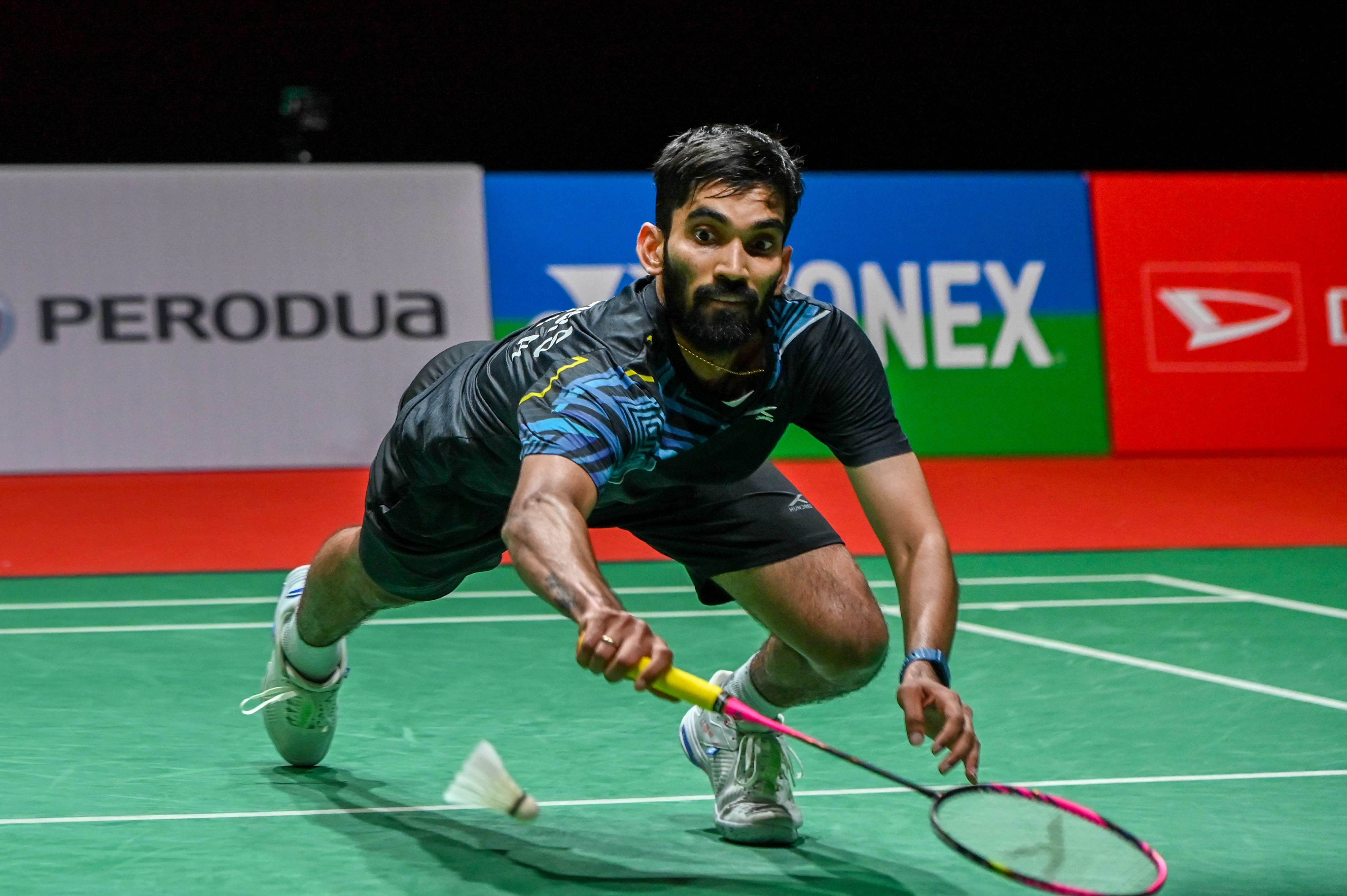 马来西亚运动员在羽毛球比赛中取得胜利的简单介绍 马来西亚运动员在羽毛球比赛中取得胜利的简单介绍