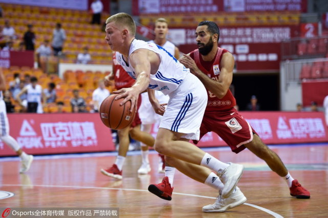 突尼斯队在篮球比赛中意外夺冠 突尼斯队在篮球比赛中意外夺冠