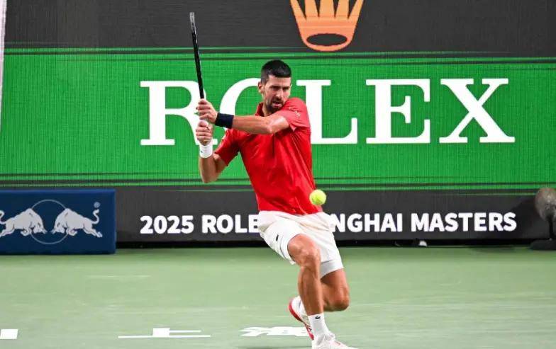 ATP总决赛碾压拉沃尔杯,德约科维奇刷新纪录 ATP总决赛碾压拉沃尔杯,德约科维奇刷新纪录