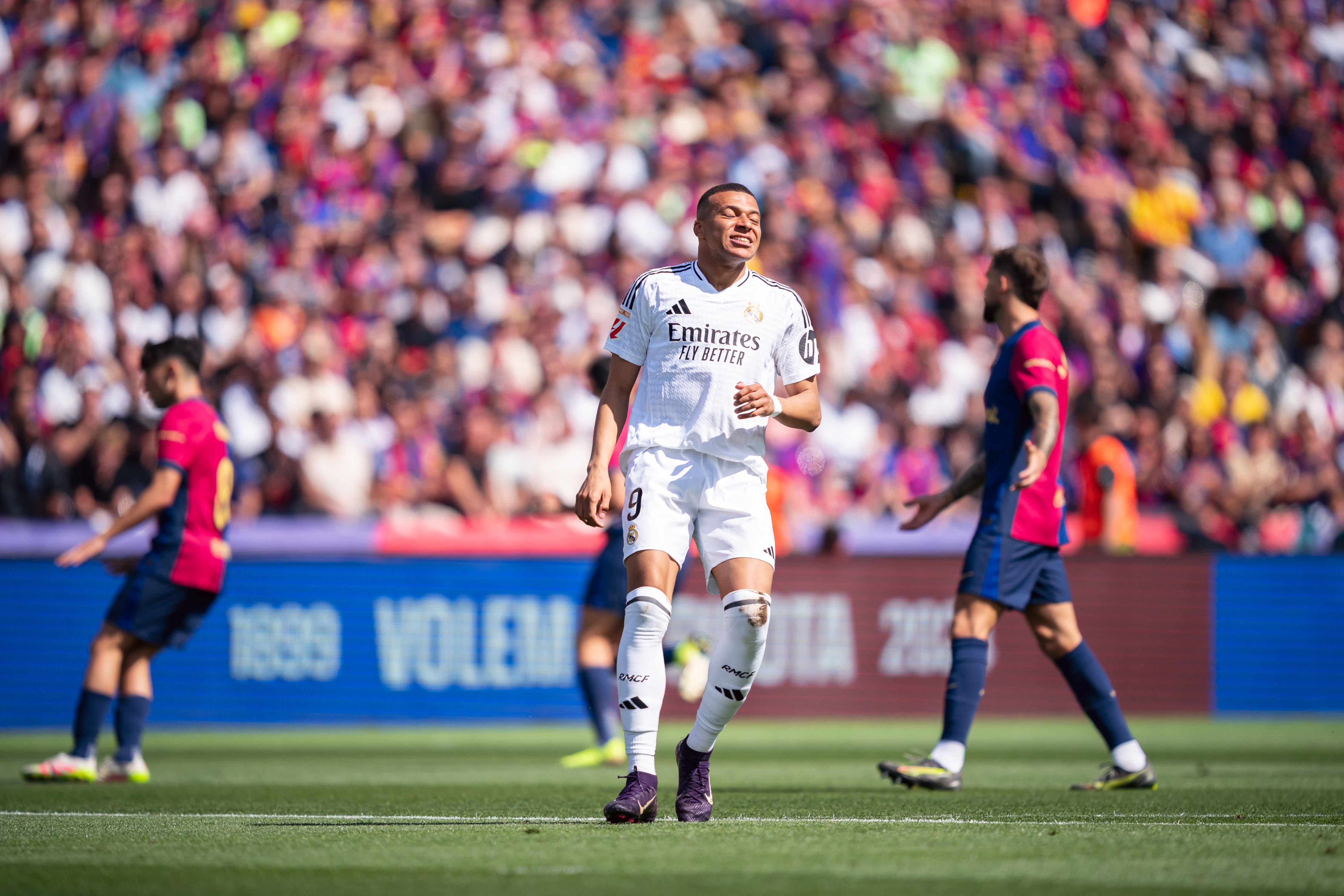 开云下载-西甲巨头:巴塞罗那迎战皇马