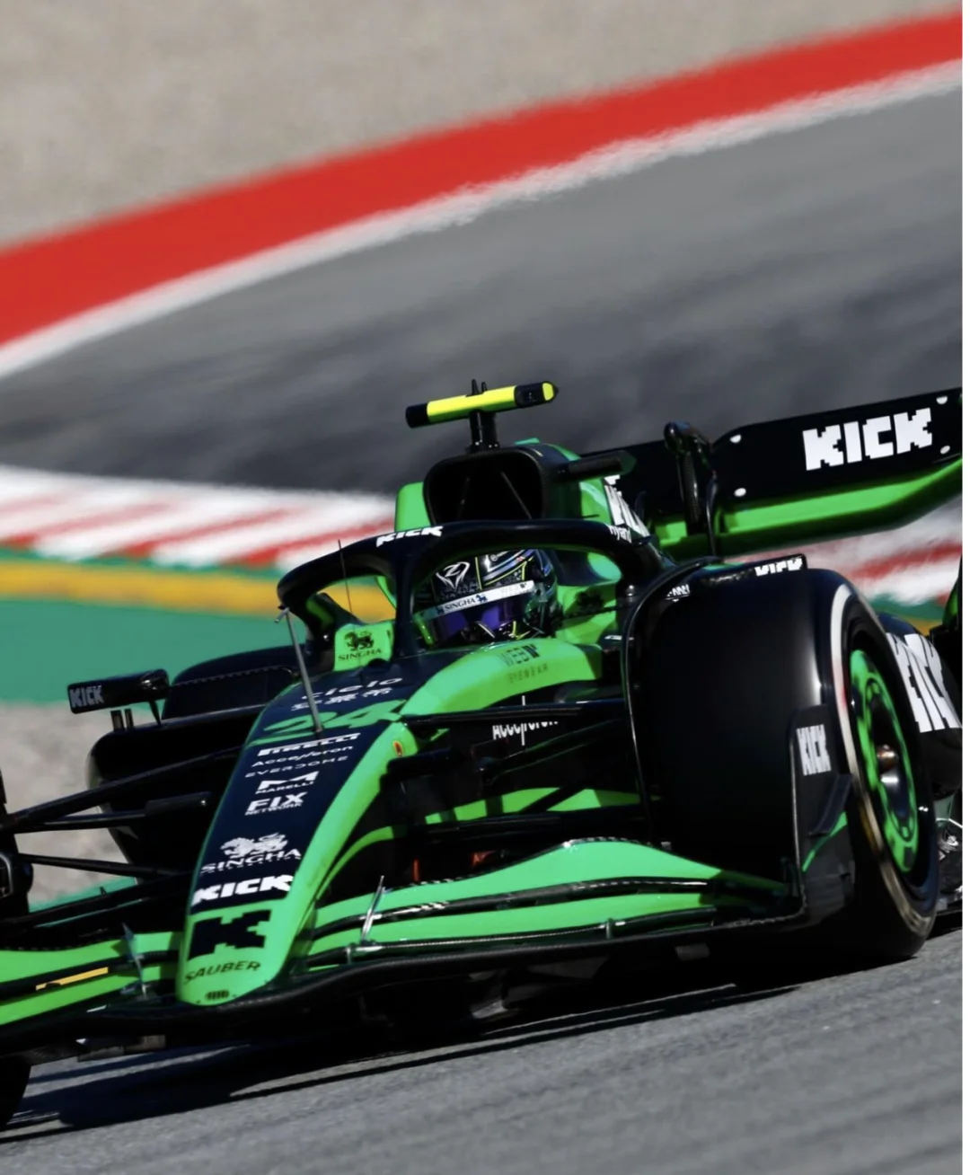 哈斯车队绝杀红牛二队,周冠宇统治全场 哈斯车队绝杀红牛二队,周冠宇统治全场