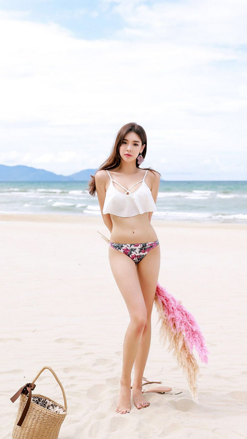 黄蜂之刺封锁鹈鹕羽翼，利拉德时间点燃世界排名争夺战